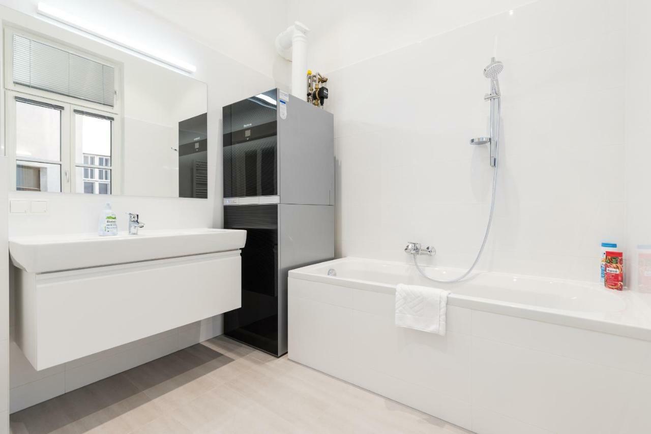 Grand Soho II Apartment Bécs Kültér fotó