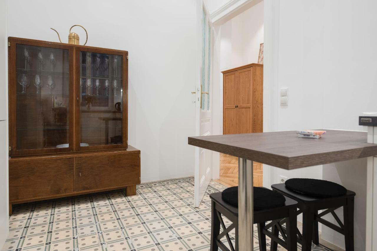 Grand Soho II Apartment Bécs Kültér fotó