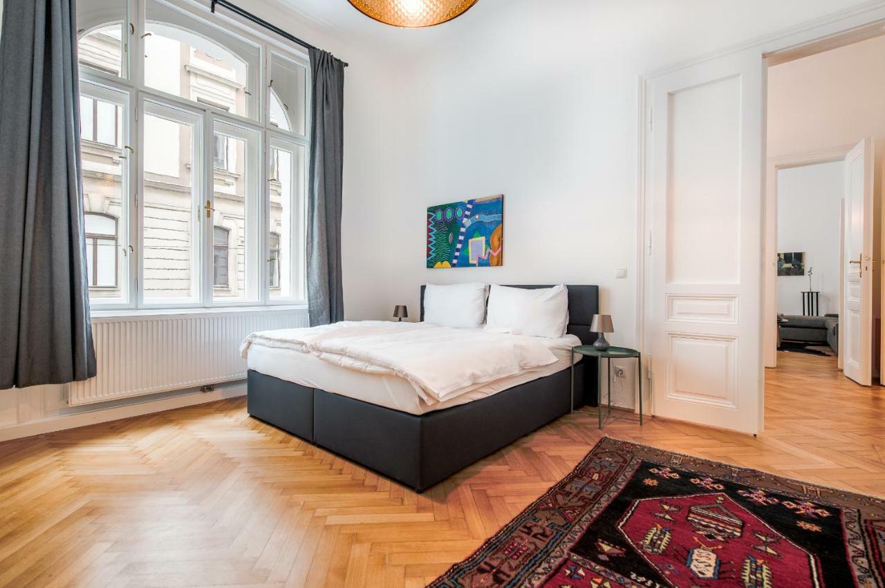 Grand Soho II Apartment Bécs Kültér fotó
