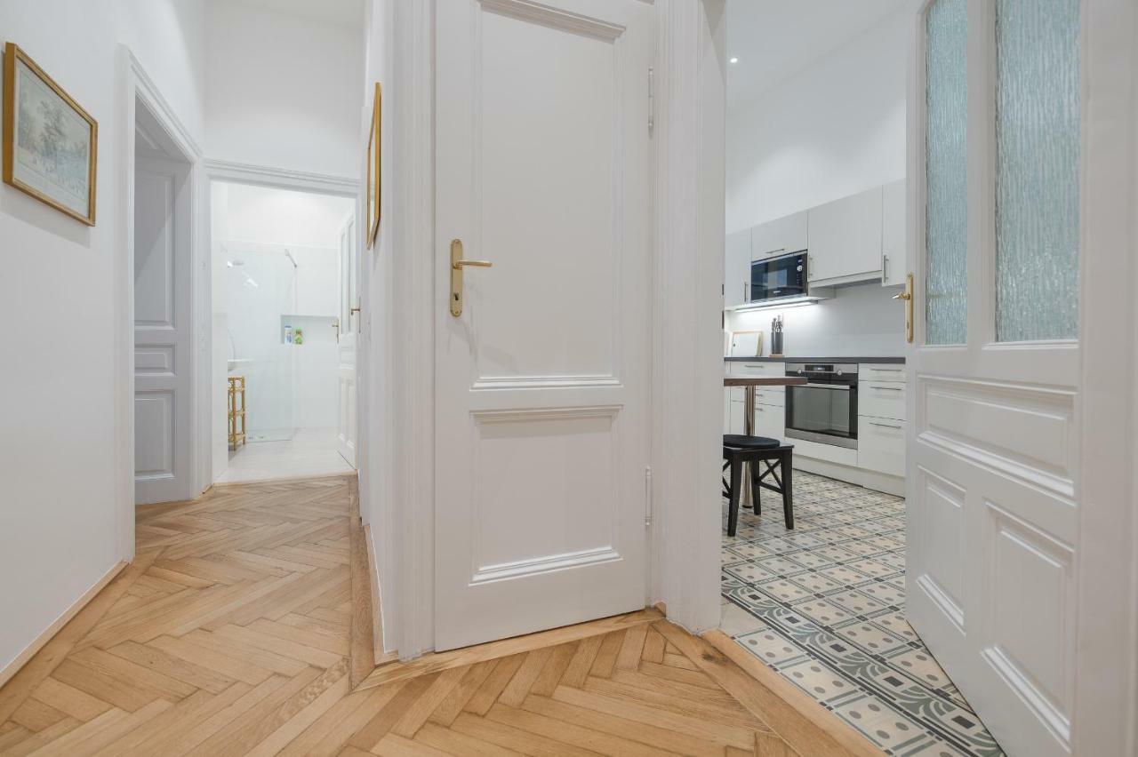 Grand Soho II Apartment Bécs Kültér fotó