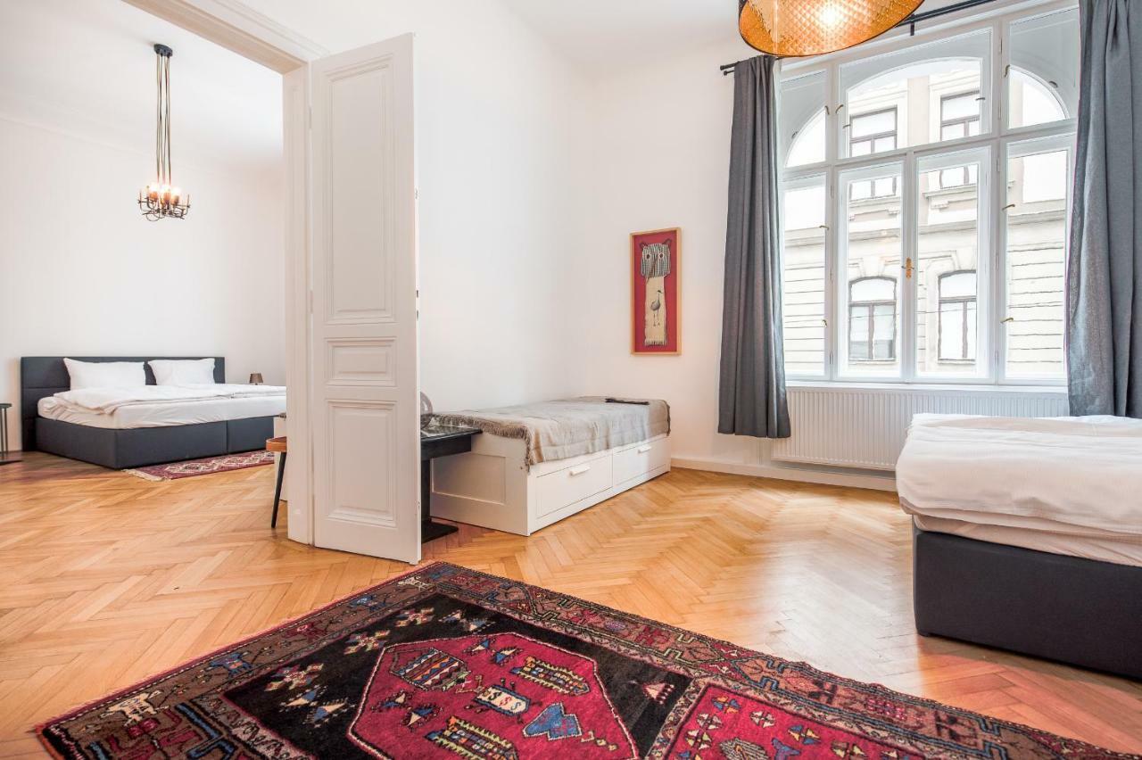 Grand Soho II Apartment Bécs Kültér fotó